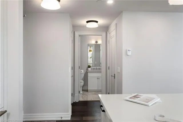 Additional image 36 of 2060 Lakehsore Rd Unit 1201