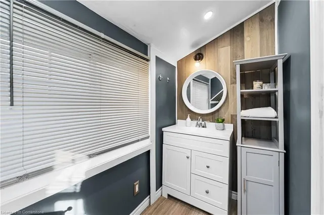 Additional image 26 of 97 Paradise Rd