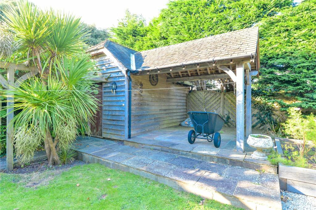 Additional image 18 of Barton Common Road, Barton On Sea, New Milton, Hampshire, BH25