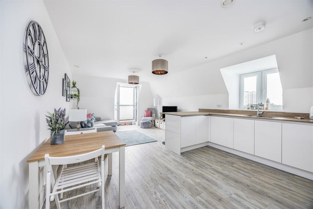 Additional image 7 of West Cliff Road, Bournemouth