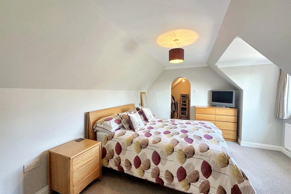 Additional image 13 of Verwood