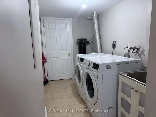 Additional image 26 of 1015 Windbrook Grve