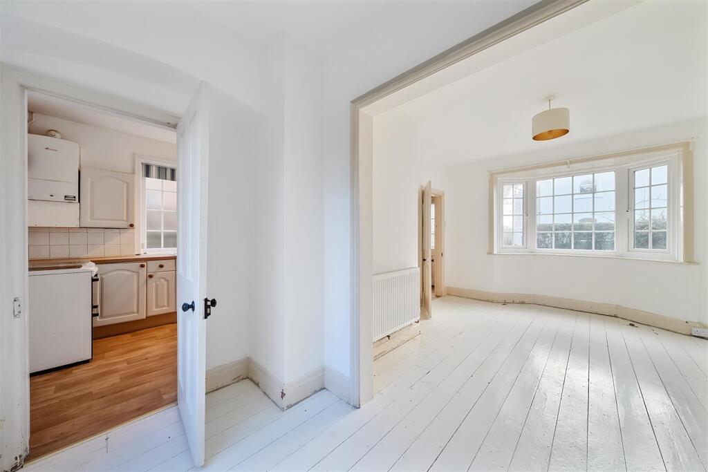 Additional image 8 of Julians Road, Wimborne