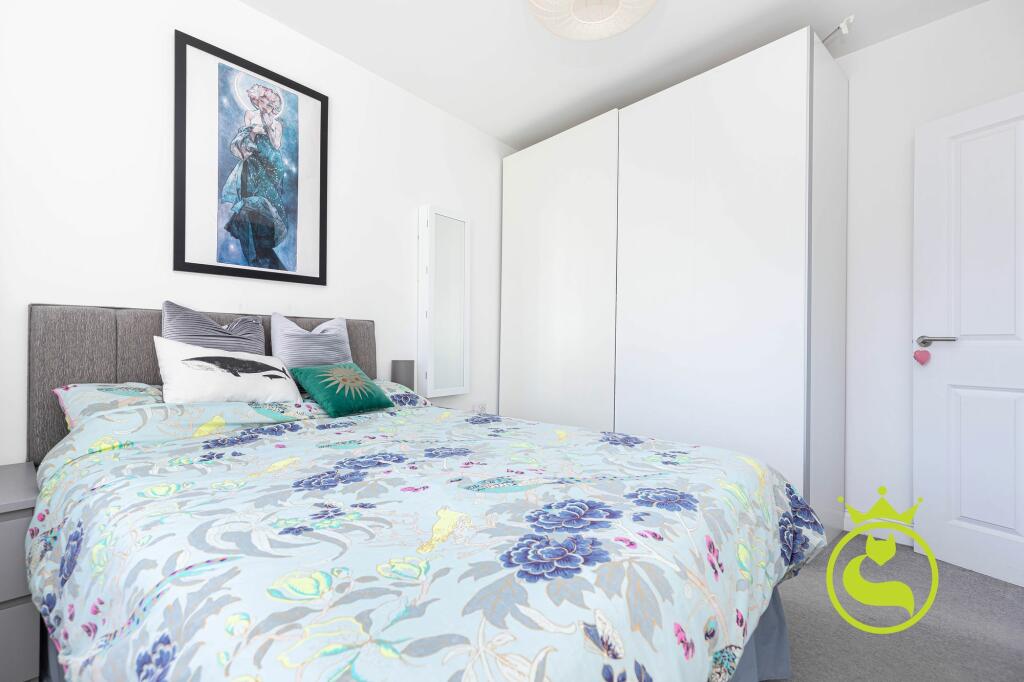 Additional image 8 of Hiley Road, Poole, BH15