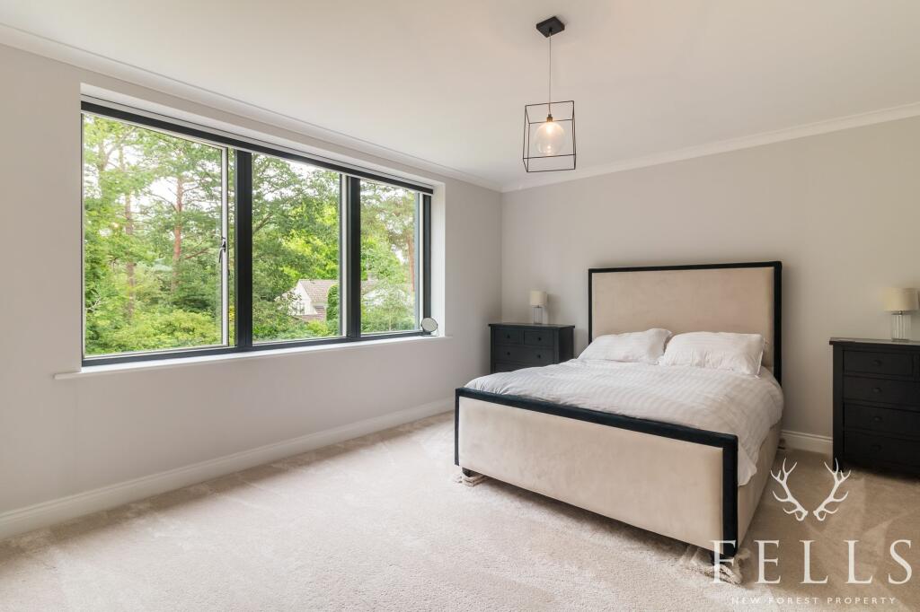 Additional image 24 of Avon Avenue, Avon Castle, Ringwood