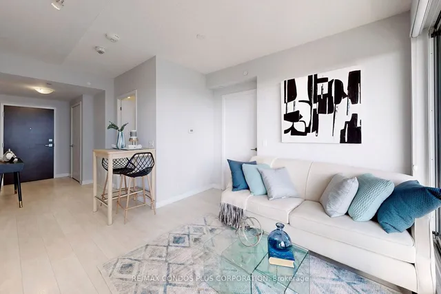 Additional image 4 of 2221 Yonge St Unit 2006