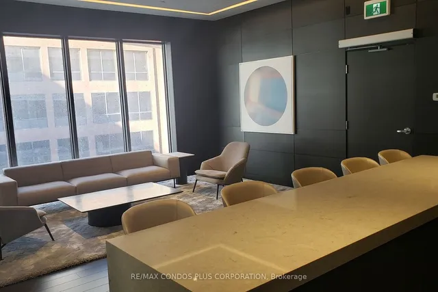 Additional image 25 of 2221 Yonge St Unit 2006