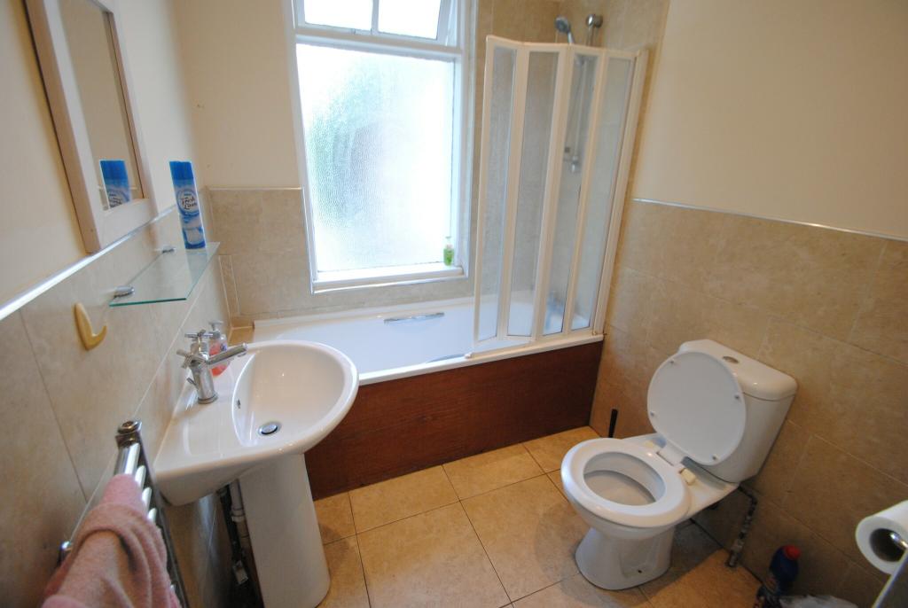 Additional image 5 of Student flat on Rushton Crescent