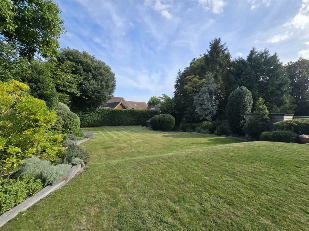 Additional image 3 of Goring Road, Steyning