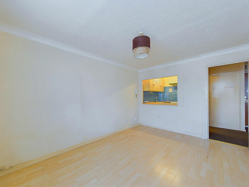 Additional image 5 of Carlton House, Littlehampton Road, Worthing, BN13 1RD