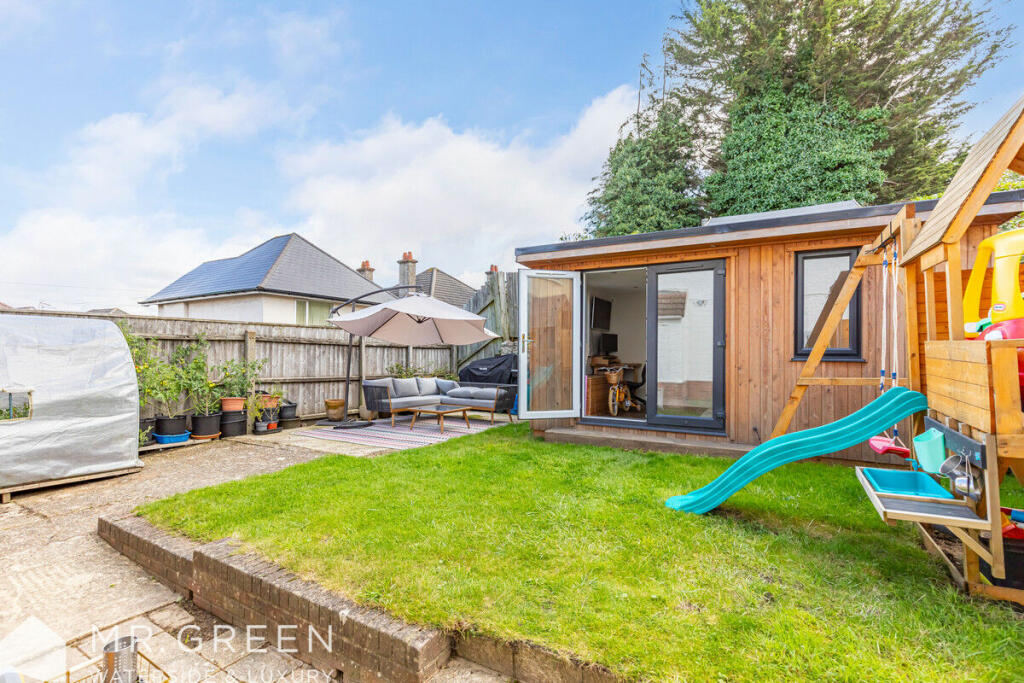 Alexandra Road, Southbourne, Bournemouth, BH6 5JA