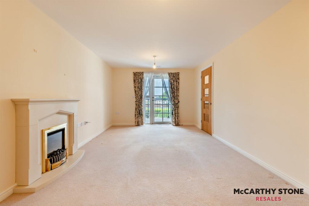 Additional image 6 of Cornmantle Court, Parsonage Barn Lane, Ringwood, Hampshire, BH24  1WJ