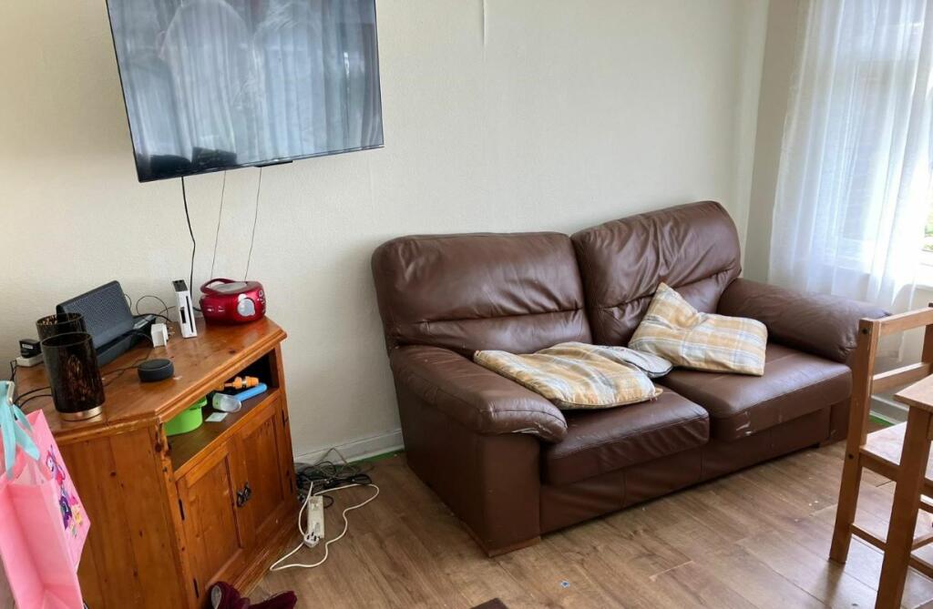 Additional image 4 of 6 St Andrews Gardens Church Road, Worthing, West Sussex, BN13 1ES