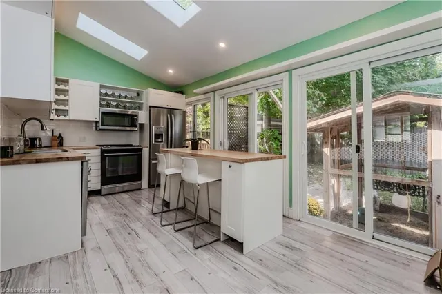 Additional image 23 of 111 Lancaster St