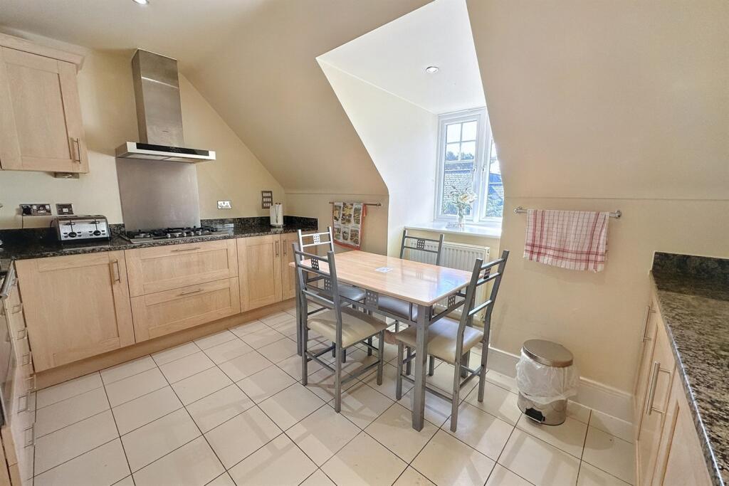 Additional image 4 of Ferndown