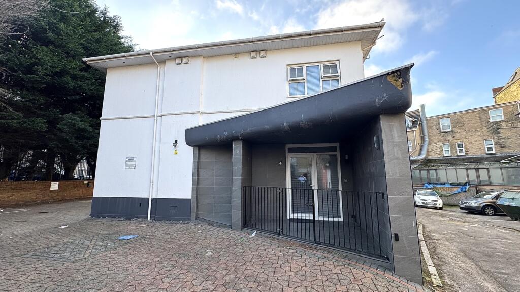 Exchequer Grange, Bournemouth, BH1 1PW