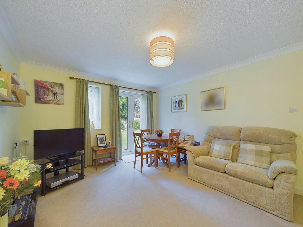 Additional image 5 of The Courtyard, Offington Lane, Worthing BN14 9RT