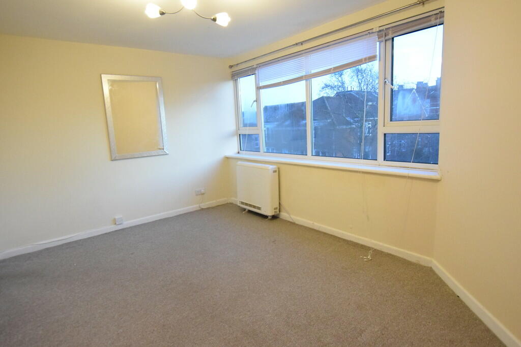 Additional image 4 of Seaford Court, 14 Argyll Road