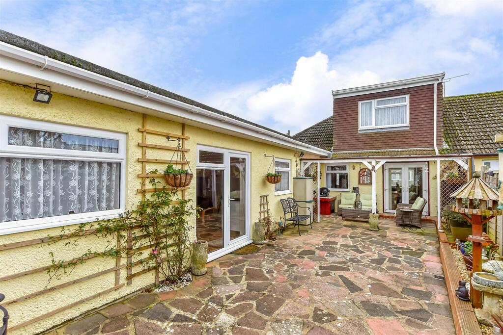 Additional image 12 of Grand Avenue, Littlehampton, West Sussex
