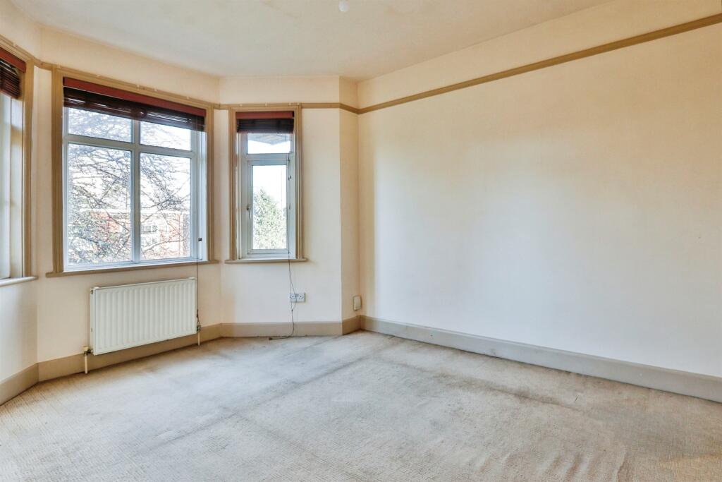 Additional image 8 of Holdenhurst Road, Bournemouth