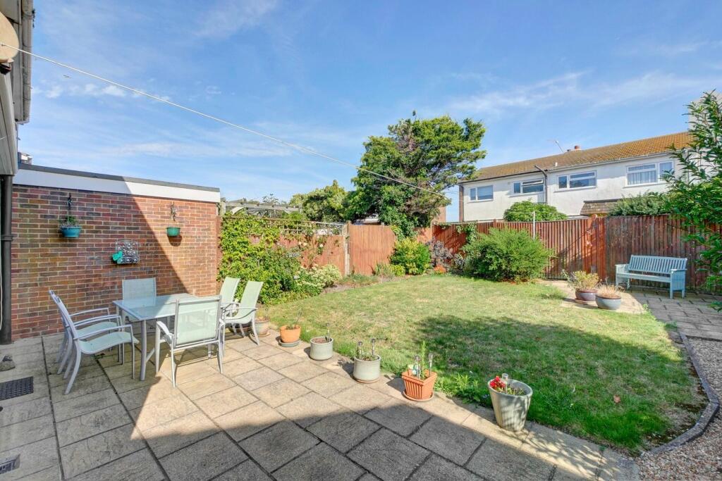 Additional image 18 of Drake Avenue, Eastbourne, BN23