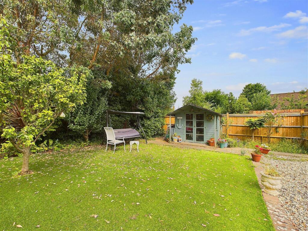 Additional image 15 of Wallace Avenue, Worthing, BN11