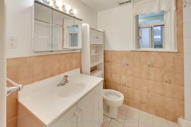 Additional image 17 of 1 Burlington Cres