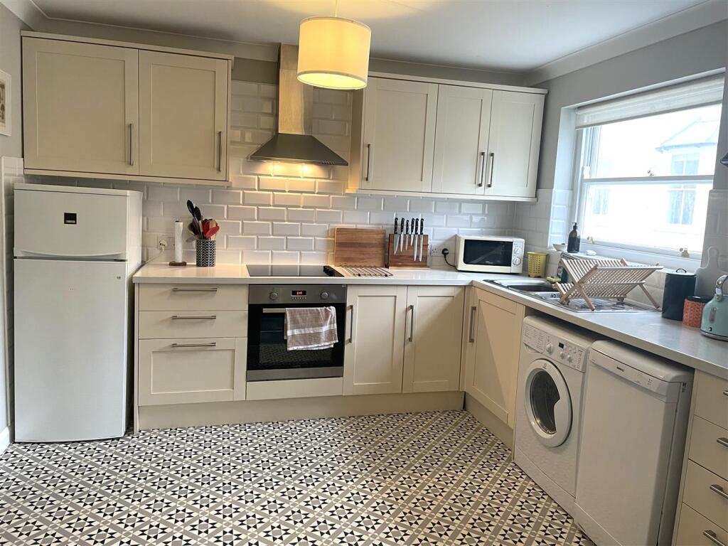 Additional image 5 of Chainpier house, Brighton