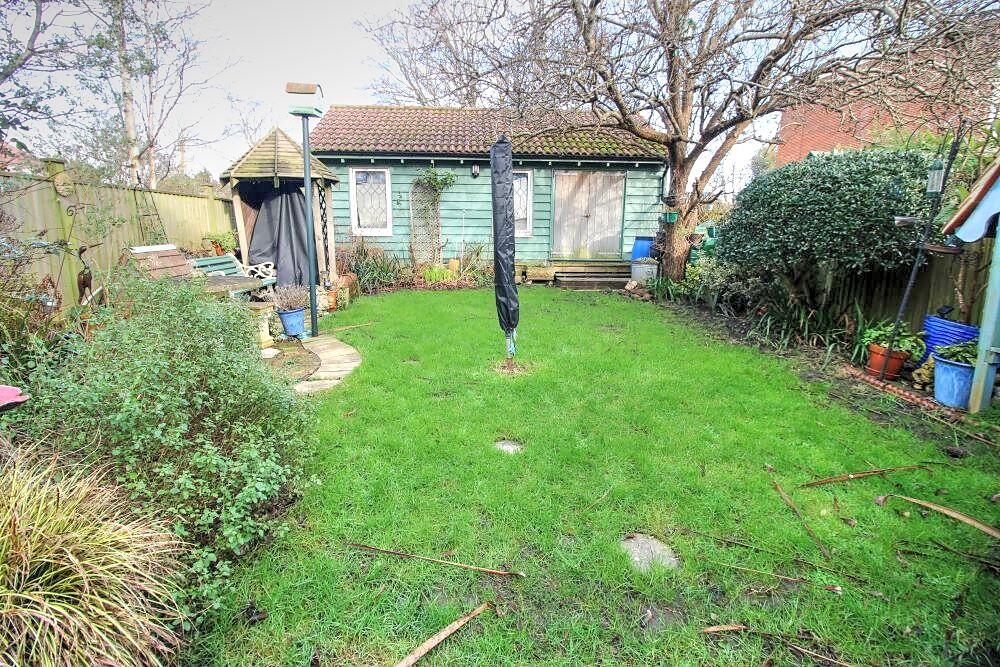 Additional image 16 of Roselands Avenue, Eastbourne, BN22 8NX