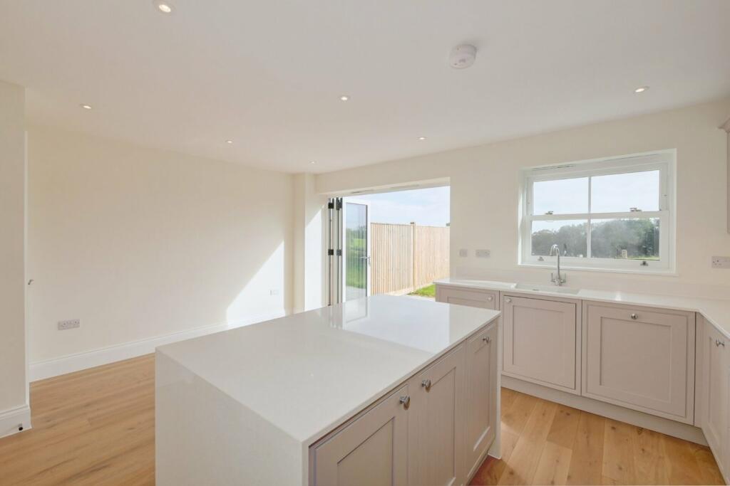 Additional image 11 of Horseshoe Place, Windmill Hill, BN27