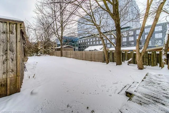 Additional image 45 of 67 Wellington St