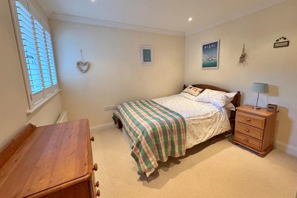 Additional image 12 of Canford Cliffs