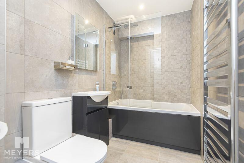 Additional image 14 of Castle Manor, 2a Wick Lane, Christchurch, BH23