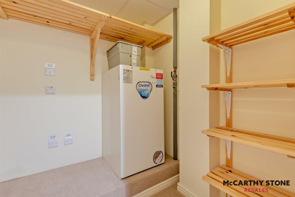 Additional image 29 of Cornmantle Court, Parsonage Barn Lane, Ringwood, Hampshire, BH24  1WJ