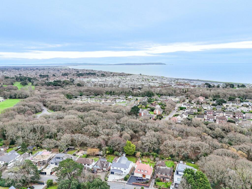 Additional image 21 of Elphinstone Road, Highcliffe, Christchurch, BH23
