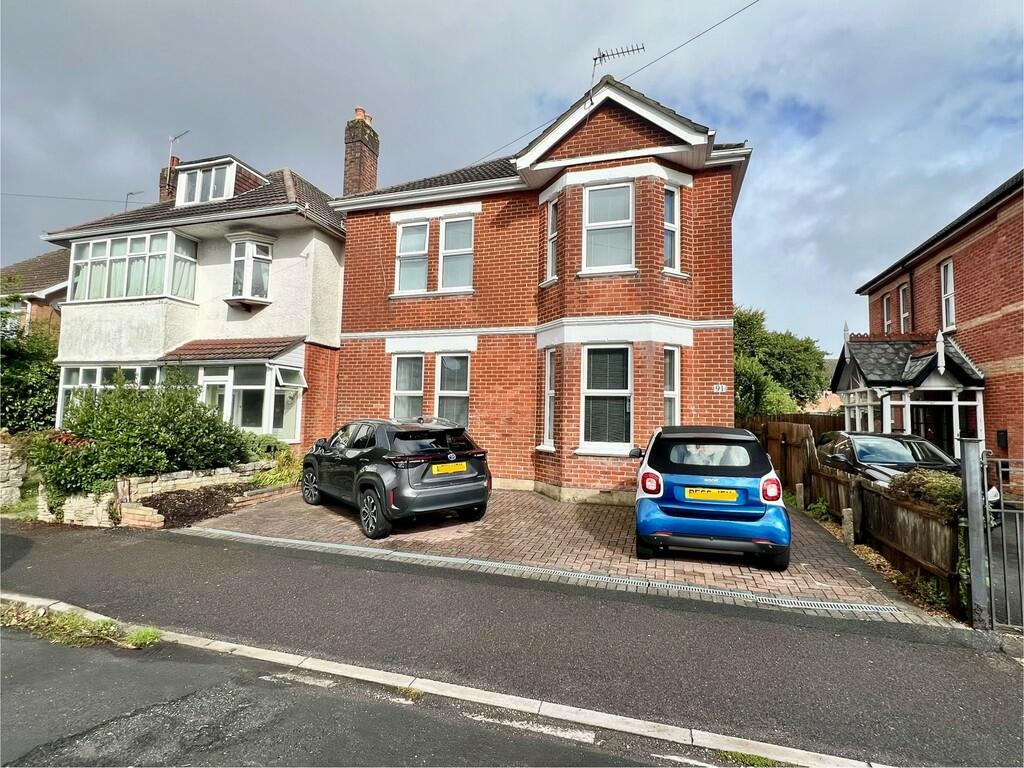 Richmond Wood Road, Queens Park, Bournemouth