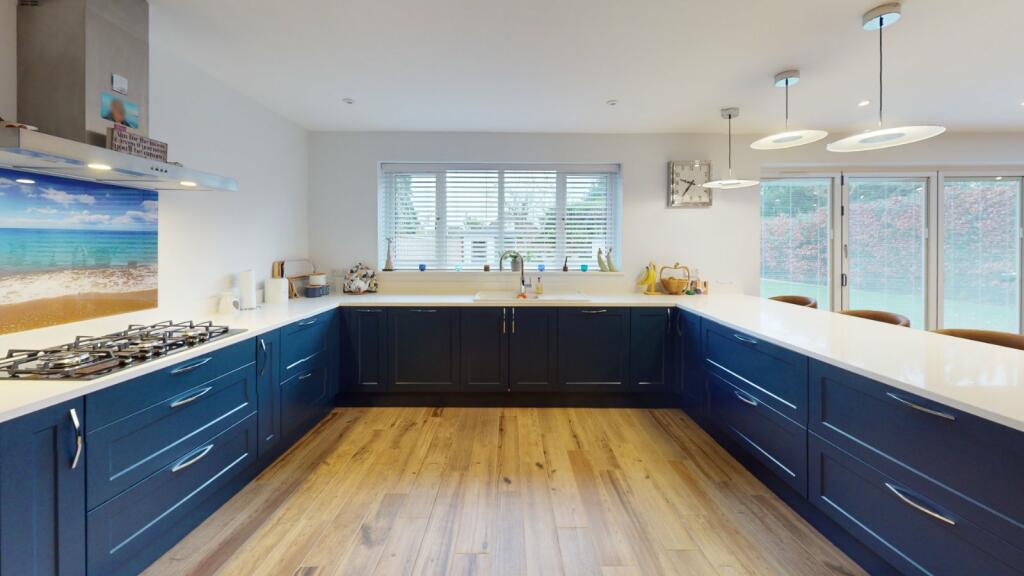 Additional image 4 of Brook Avenue North, New Milton, Hampshire, BH25