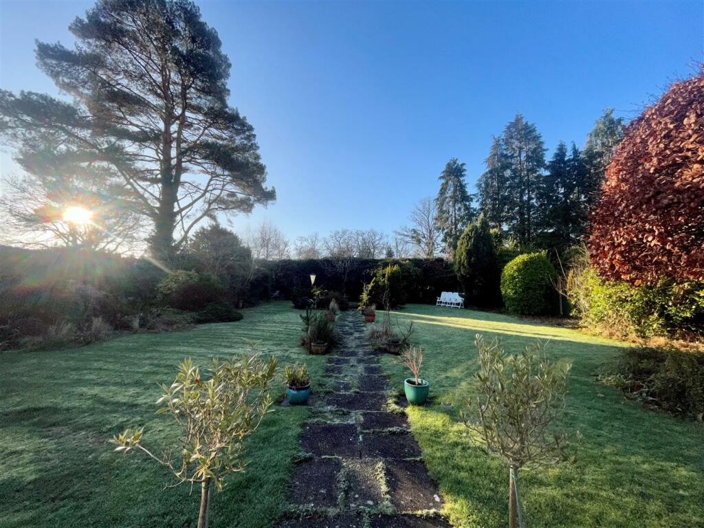 Additional image 11 of Crescent Walk, West Parley, Ferndown