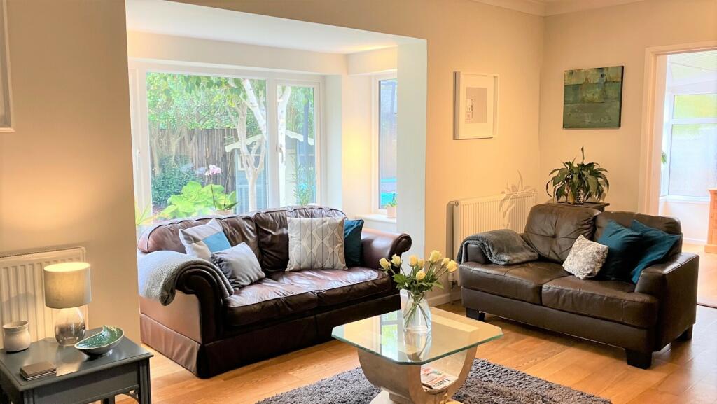 Additional image 5 of Appletree Close, New Milton