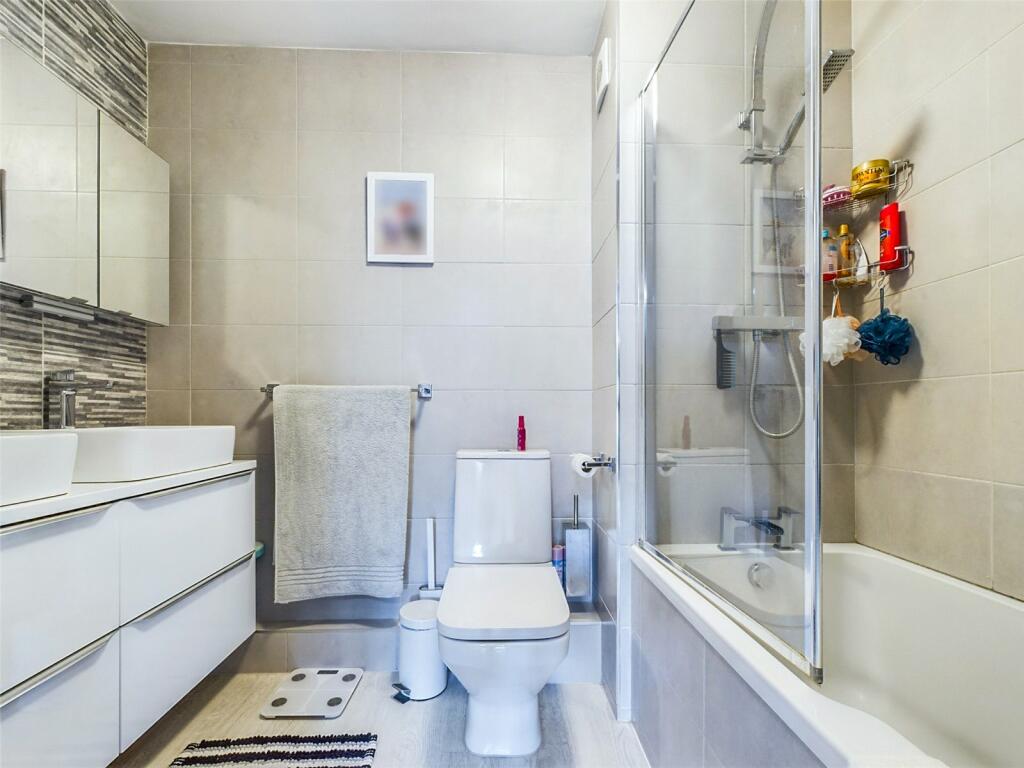 Additional image 7 of Kingsbere Gardens, 10 Haslemere Avenue, Highcliffe, Dorset, BH23