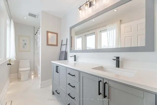 Additional image 30 of 984 Lancaster Blvd