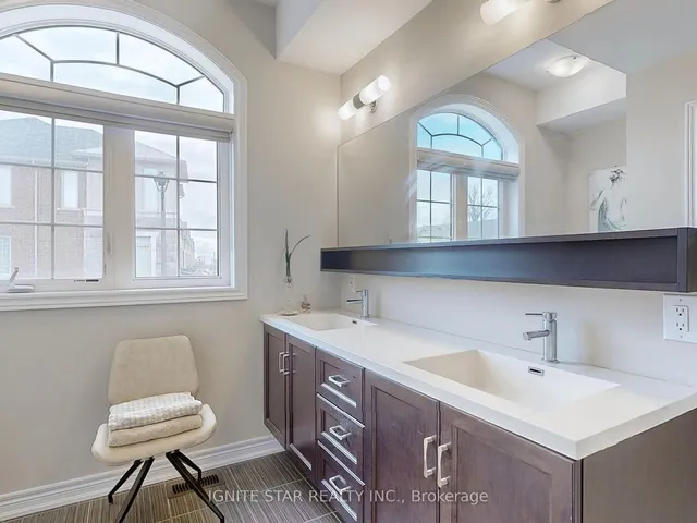 Additional image 17 of 3355 Mockingbird Common