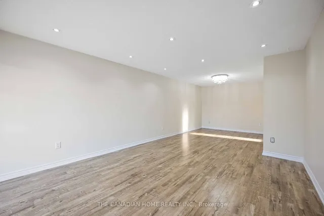 Additional image 7 of 307 Royal Salisbury Way