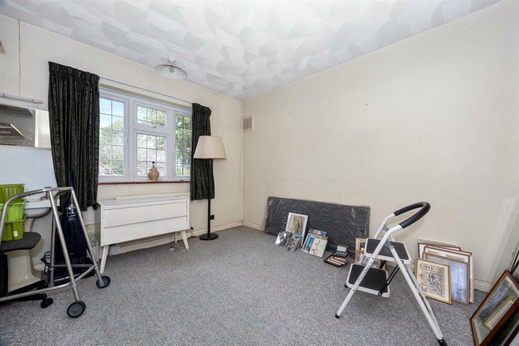 Additional image 17 of Surrenden Crescent, Surrenden, Brighton