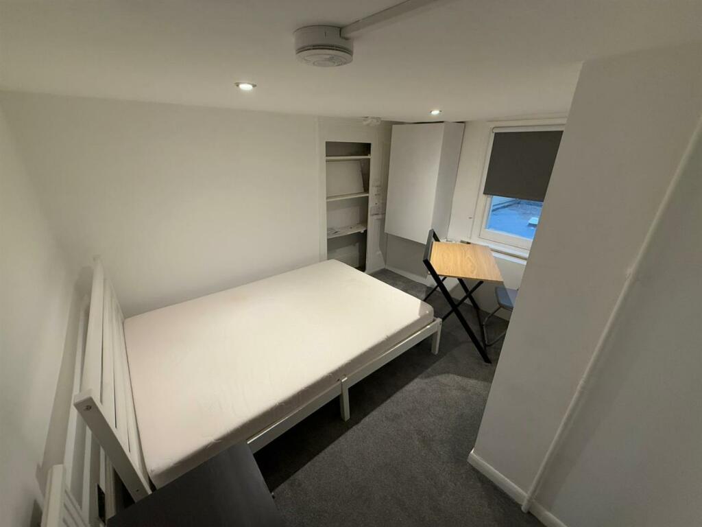 Additional image 13 of Clarence Square, Brighton