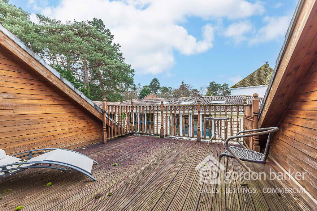 Additional image 31 of Woodside Close, Ferndown, Dorset, BH22