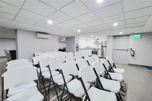 Additional image 36 of 700 Dynes Rd Unit 1113