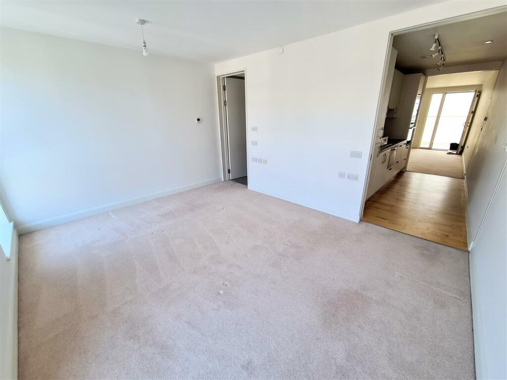 Additional image 4 of Sutton Park Road, Seaford