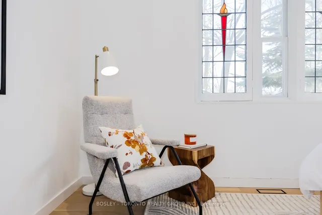 Additional image 19 of 328 Chisholm Ave