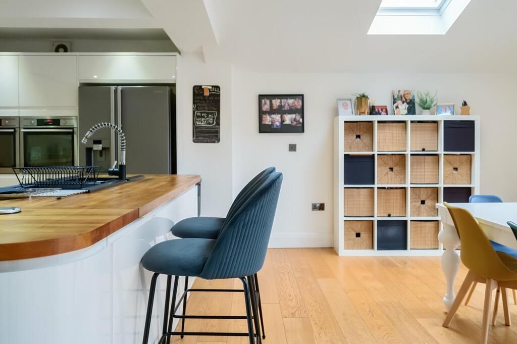 Additional image 6 of Oxen Avenue, Shoreham, West Sussex, BN43